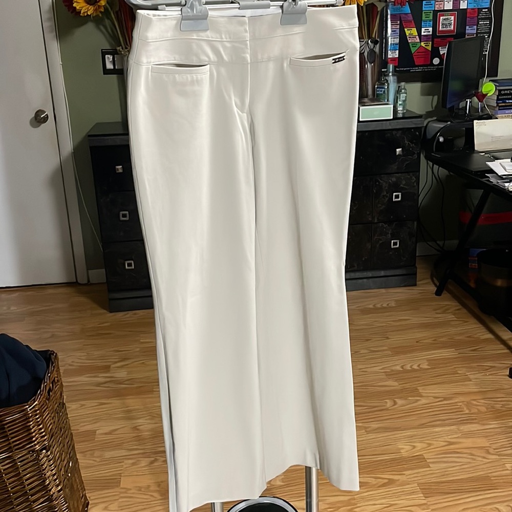 Express off white pants 8short